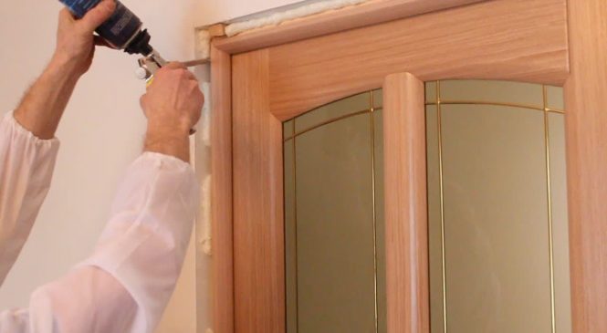Установка внутренних межкомнатных дверей