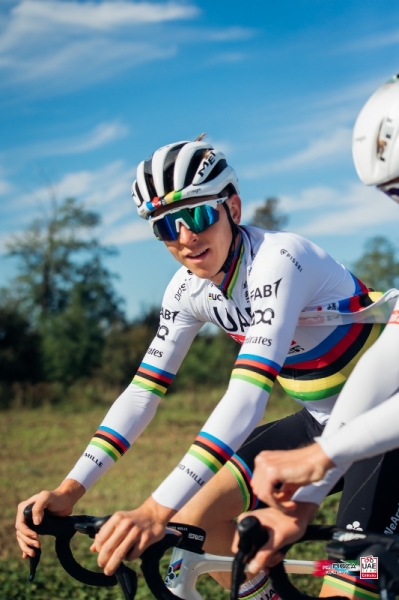 Велокоманда UAE Team Emirates и Тадей Погачар обдумают возможность его старта на Вуэльте Испании-2025