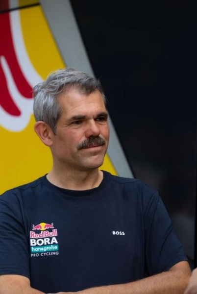 Глава команды Red Bull Bora-hansgrohe о трансфере Максима Ван Гильса и переговорах с Ремко Эвенепулом