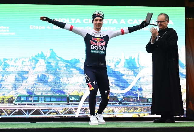 Примож Роглич выиграл 4-й этап с горным финишем на Монсеррат и надел майку лидера Вуэльты Каталонии-2025