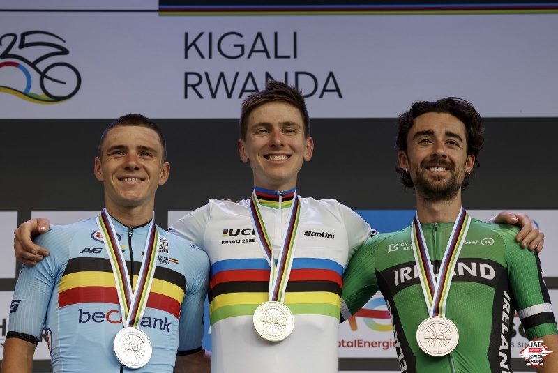 Тадей Погачар выиграл групповую гонку Чемпионата мира по шоссейному велоспорту-2025 в Кигали из сольного отрыва