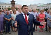 Пенсионерка, назвавшая мэра вором, получила штраф 200 тыс. рублей: через год мэра посадили — теперь женщина требует пересмотра дела