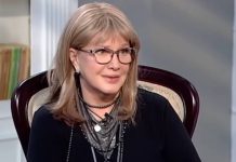 Бывший муж снова позвал 72-летнюю Проклову замуж — актриса ответила неожиданно