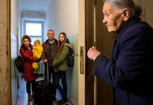 Бабушки-жертвы мошенников все чаще «отжимают» свои квартиры: суды наказывают добросовестных покупателей, оставляя их без денег и жилья