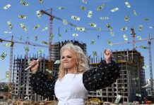 Проглядел: риелтор Долиной оказался экспертом по борьбе с мошенниками — БлокнотРУ — Заявление Долиной. Обращение Долиной. Лариса Долина последние новости. Лариса Долина скандал. Долина квартира мошенники последние новости. Долина квартира. Долина заявление. Заявление Ларисы Долиной. Скандал с Долиной. Долина и квартира последние новости. Долина сделала заявление. Долину вырезают из новогодних программ. Скандал с Ларисой Долиной.