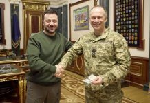 Новости Украины: и Сырский тоже под препаратами? Эксперты спорят о странном поведении главкома ВСУ