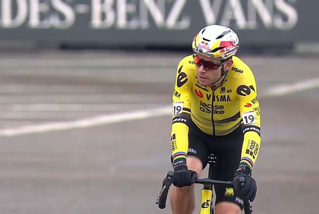 Ваут ван Арт о первом велокроссе сезона: &laquo;Боролся за подиум, но помешал прокол&raquo;