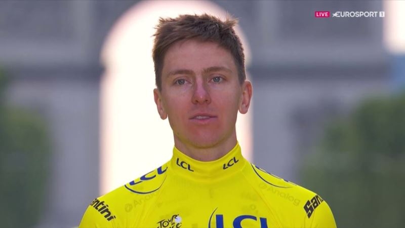 Тадей Погачар удостоен титула &laquo;Чемпиона чемпионов&raquo; по итогам 2025 года