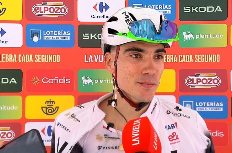 Хуан Аюсо нацелен бороться за подиум Тур де Франс-2026