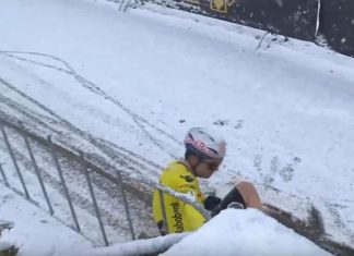 Травма лодыжки и растяжение голеностопа поставило точку в сезоне велокросса Ваута ван Арта