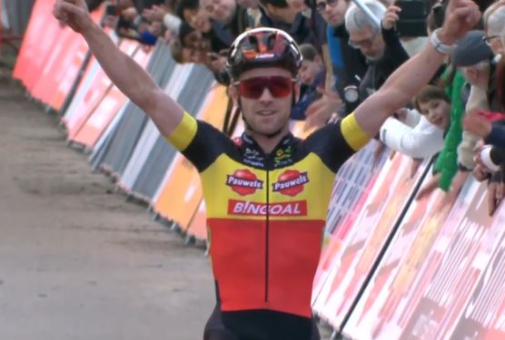 Эли Изербит объявил о завершении карьеры велогонщика