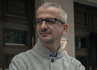 «Это нарушение традиций»: актеры взбунтовались против назначения Богомолова на должность ректора МХАТ