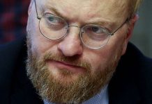 Новости России: «А еще надо в лаптях ходить и от Интернета отказаться». В Госдуме предложили запретить продажу туров за границу — БлокнотРУ — Новости России и мира. Новости России и мира сегодня. Новости России. Россия новости. Новости Россия. Блокнот Россия. Блокнот Россия новости. Блокнот России. Последние новости России. Россия последни новости. Новости России сегодня. Россия новости сегодня. Россия последни новости сегодня. Россия последние новости на сегодня.