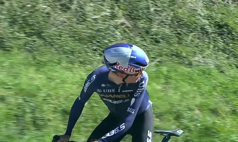 &laquo;Никто не знал, что я там&raquo;: Том Пидкок чудом не пострадал, улетев в овраг на Вуэльте Каталонии-2026