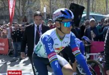 Ремко Эвенепул и Том Пидкок боролись за бонусные секунды на 4-м этапе Вуэльты Каталонии-2026