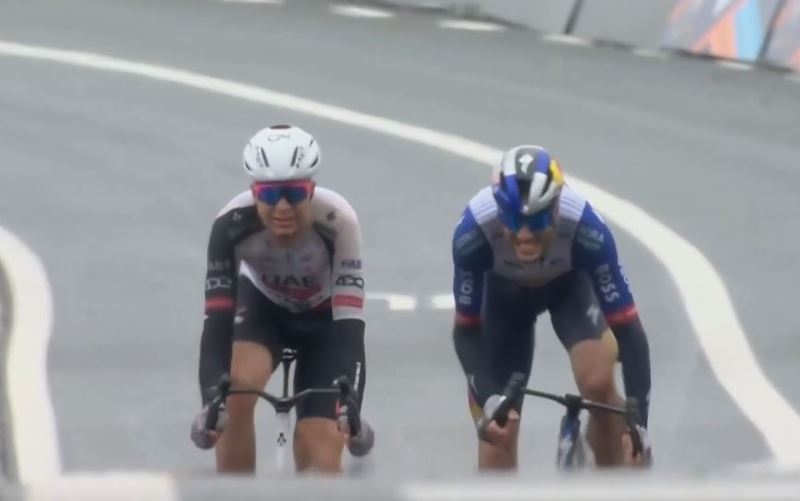 Тим ван Дейк и Флориан Вермеерс &mdash; призёры Omloop Nieuwsblad-2026