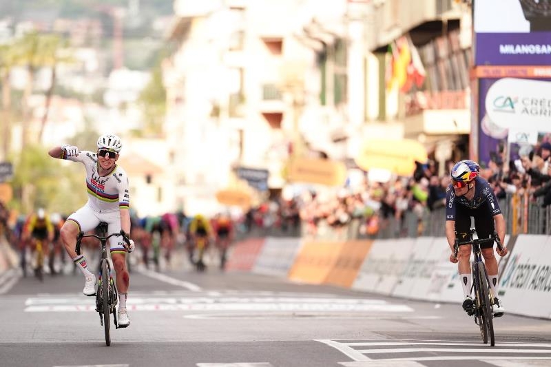 Том Пидкок – второй на Милан – Сан-Ремо-2026, в нескольких сантиметрах от победы