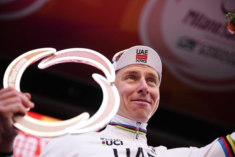 Изучив каждый поворот, чтобы выиграть, Погачар решил больше не рисковать на опасных дорогах Сан-Ремо