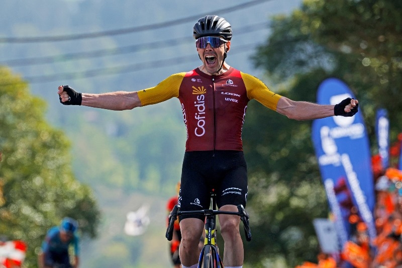 Алекс Аранбуру — победитель 4 этапа Тура Страны Басков-2026