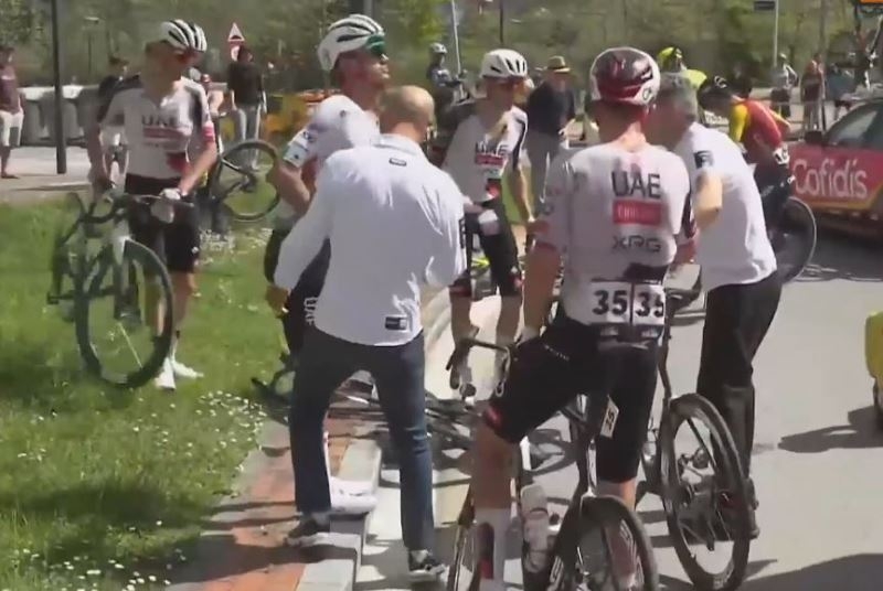 Исаак Дель Торо сошёл с Тура Страны Басков-2026 после падения на 3-м этапе