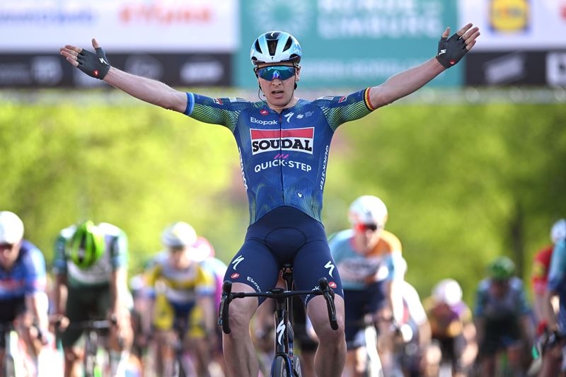 Тим Мерлир — победитель классики Ronde van Limburg-2026