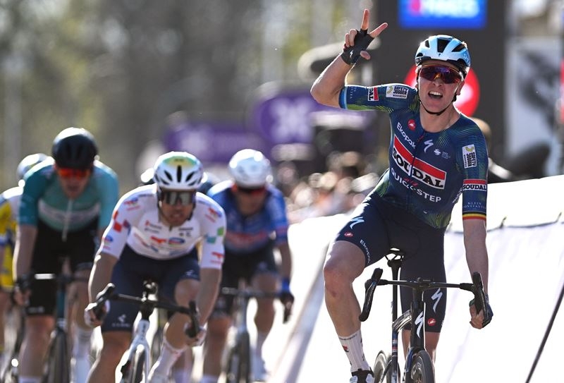 Хет-трик Тима Мерлира на классике "Scheldeprijs"