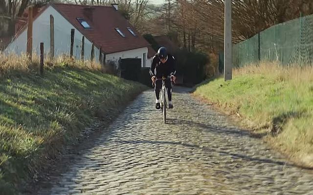 Ремко Эвенепул о старте на Туре Фландрии-2026: “Меня бы не было, если бы я не верил в победу”