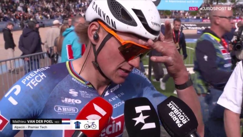 Проколы перечеркнули шансы  Матье ван дер Пула на Париж - Рубэ-2026