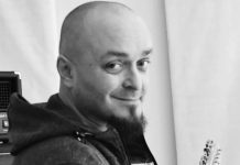 Нашли с отрубленной рукой: в Санкт-Петербурге погиб музыкант рок-группы «Кукрыниксы» Дмитрий Оганян — БлокнотРУ — Новости шоу бизнеса. Новости шоу-бизнеса России сегодня. Новости шоу-бизнеса России. Новости шоу-бизнеса. Новости шоу. Новости шоу-бизнеса России. Скандалы шоу-бизнеса знаменитостей последние сплетни. Скандалы шоу-бизнеса. Скандалы шоу-бизнеса России. Скандалы шоу бизнеса. Скандалы шоу бизнеса России. Новости шоу бизнеса России сегодня. Новости шоу бизнеса России.